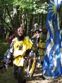 <img200*0:stuff/z/623/Thunder%2520Pics/Pennsic%20008.jpg>