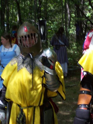 <img0*500:stuff/z/623/Thunder%2520Pics/Pennsic%20010.jpg>